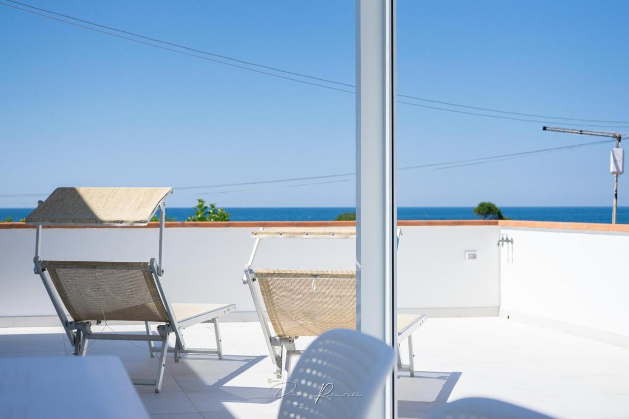 Casa Vacanze Vistamare Marinella di Sarzana Exterior photo